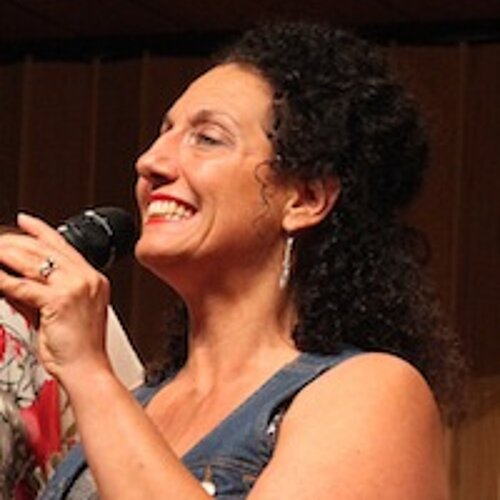 Kim Nazarian